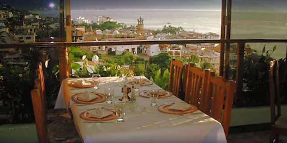 Hotel Suites La Siesta Пуерто Валярта Екстериор снимка